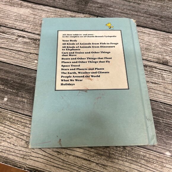 1980s Charlie Brown's Cyclopedia Featuring Holidays Book Volume 12 - Picture 9 of 9